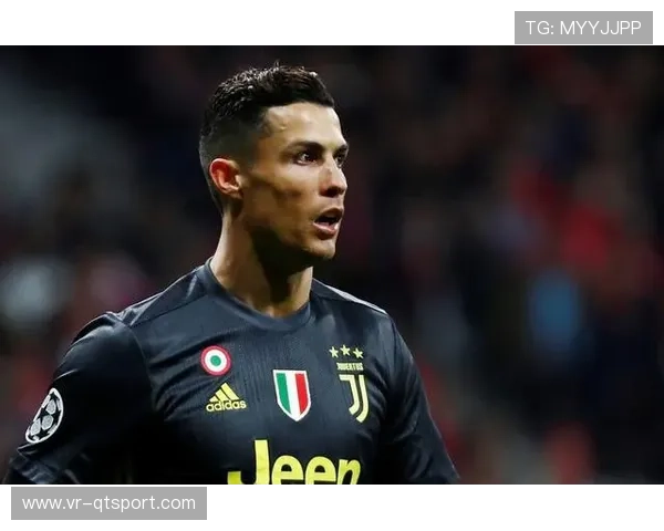 “富勒姆连追三球逼曼城至绝境，史密斯罗伊沃比丘库埃泽合造进球潮”